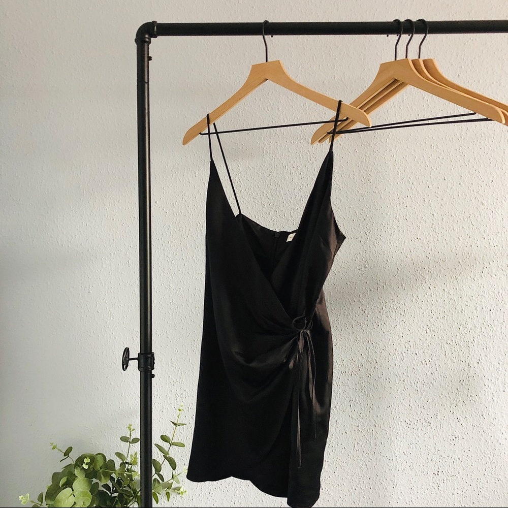 Topshop silky dress - Picture 2 of 5